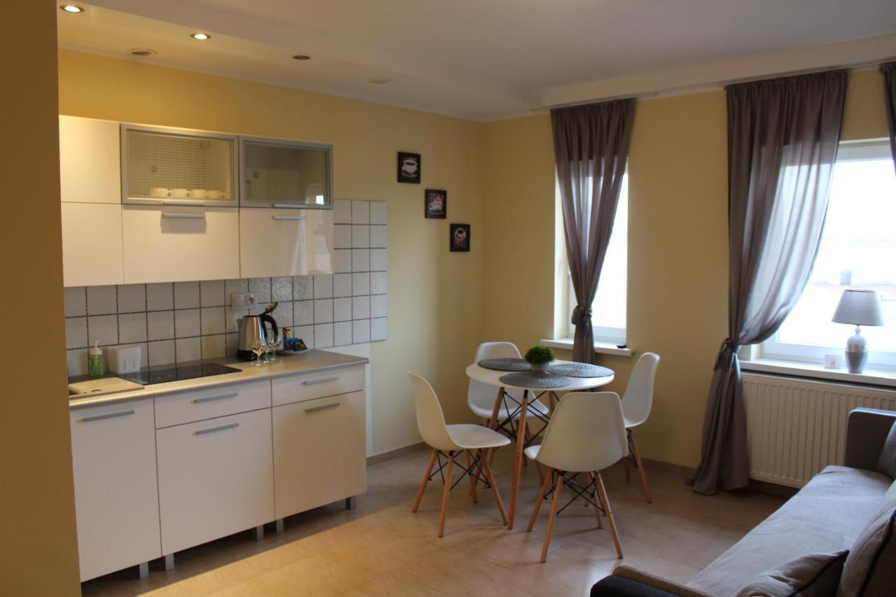Restauracja Hotel Kassandra เชสเนีย ภายนอก รูปภาพ